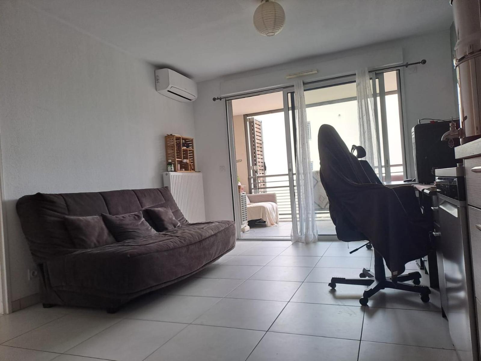 Appartement T2 Avec Terrasse, 5 Min De La Plage Фрежюс Экстерьер фото
