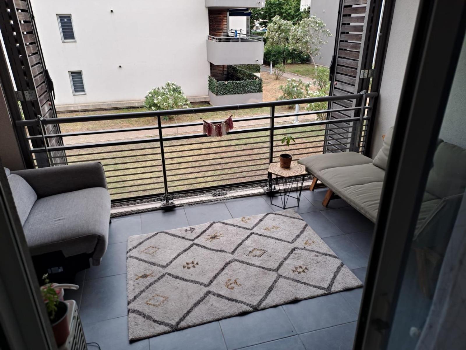 Appartement T2 Avec Terrasse, 5 Min De La Plage Фрежюс Экстерьер фото