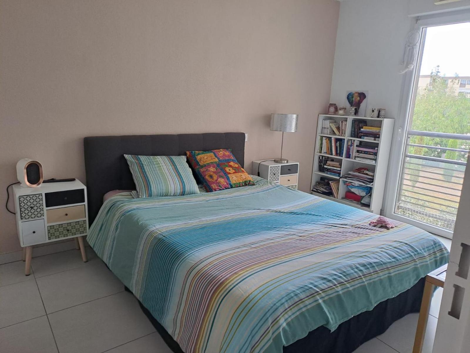 Appartement T2 Avec Terrasse, 5 Min De La Plage Фрежюс Экстерьер фото